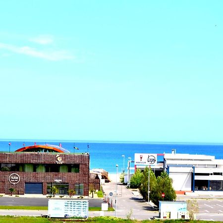 Summerland Sea & Lake Mamaia Εξωτερικό φωτογραφία